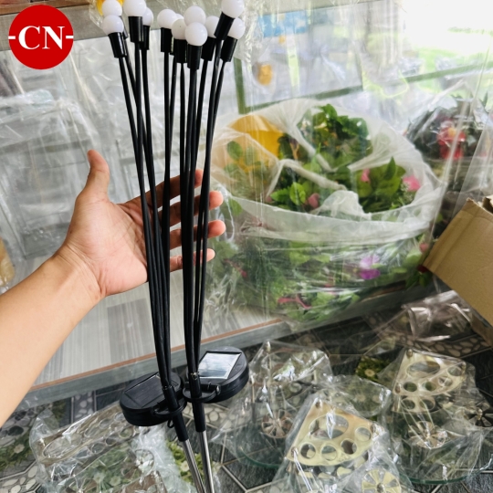 Đèn cắm cỏ ( năng lượng mặt trời)